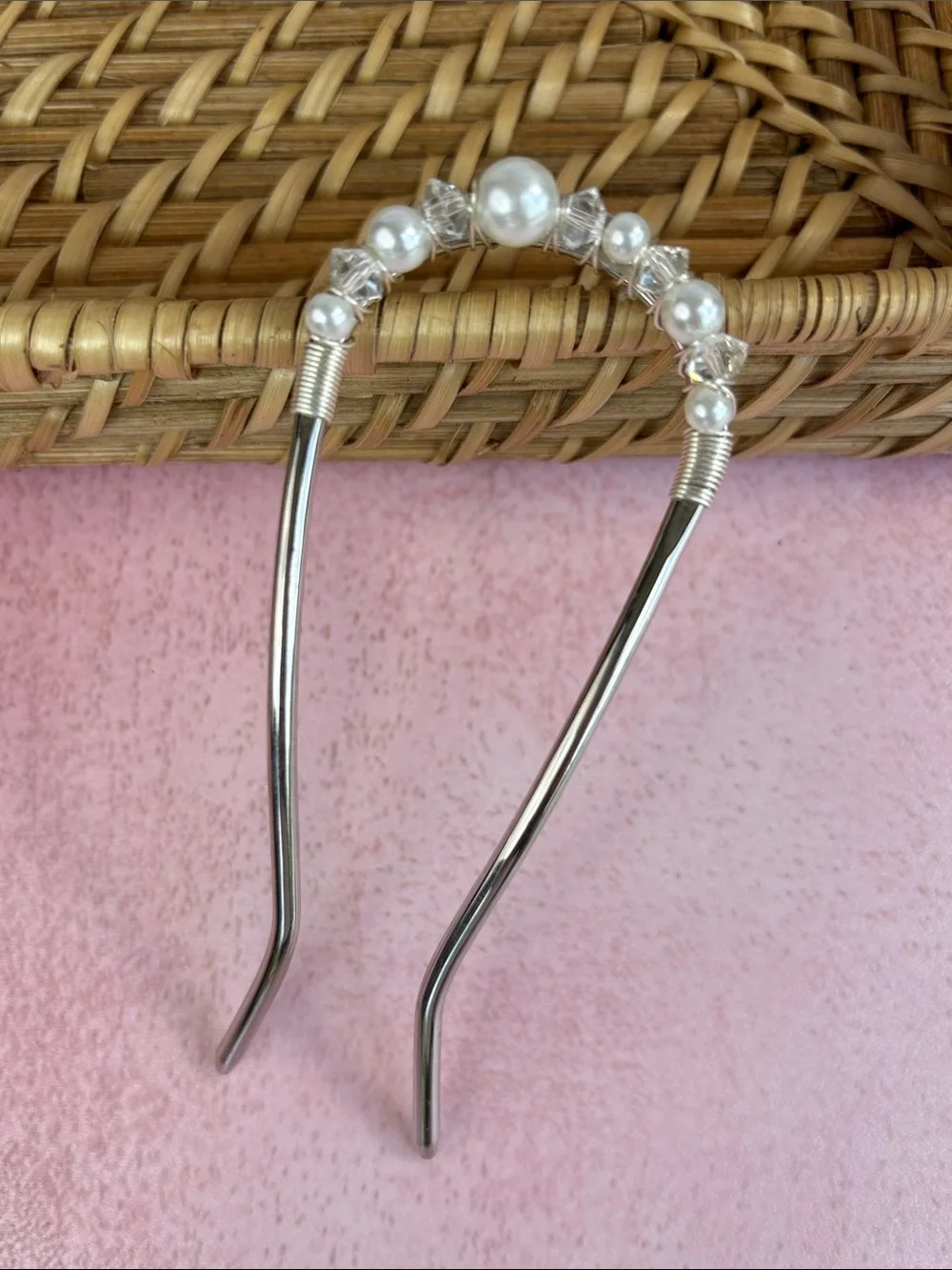 Pearl & Crystal Silver-Tone swerve Lila Rose